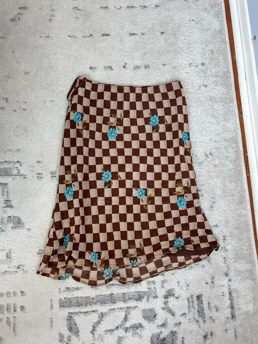 Y2k INC International Concepts Silk skirt